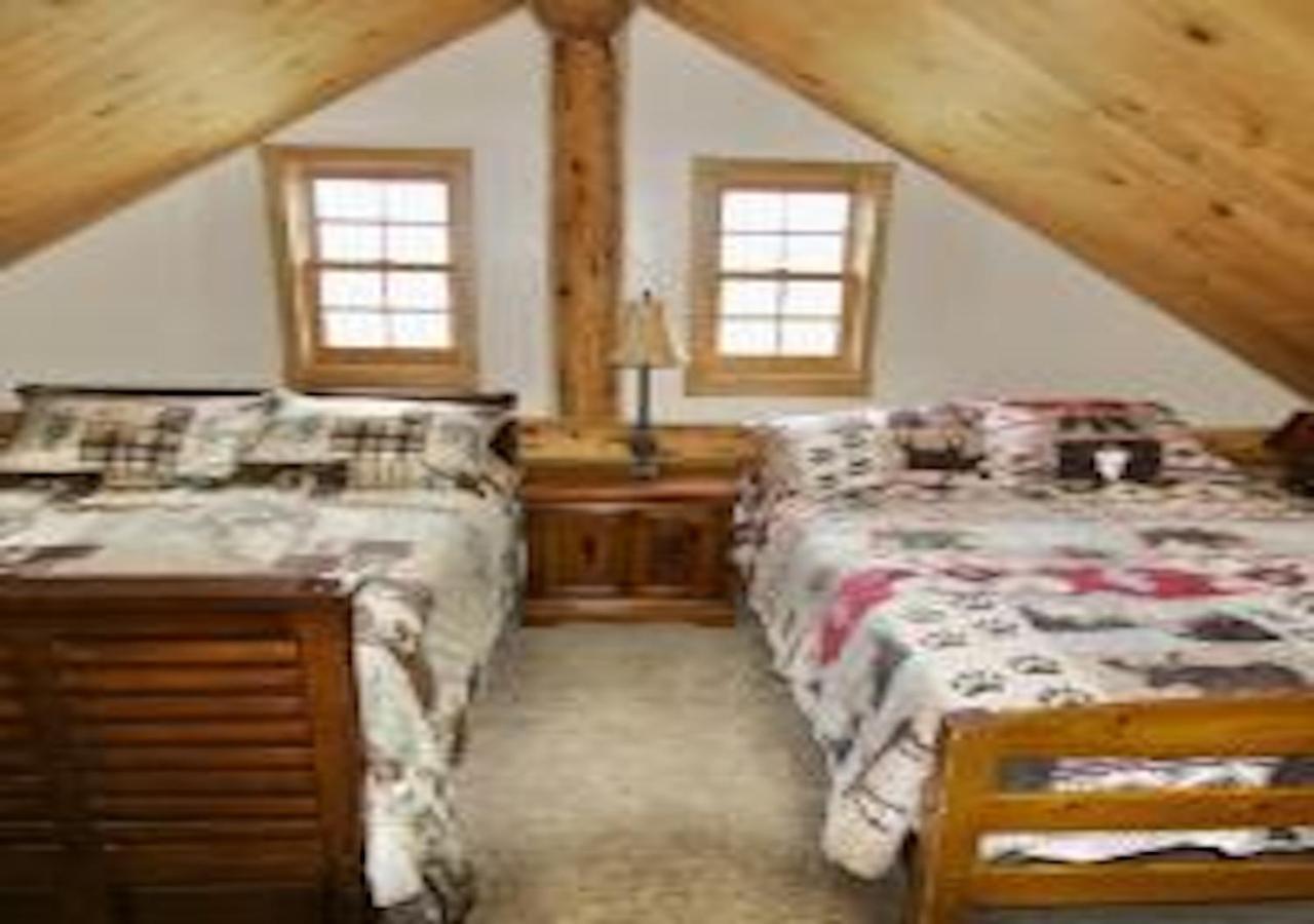 Log Haven In Blanding Villa Екстериор снимка