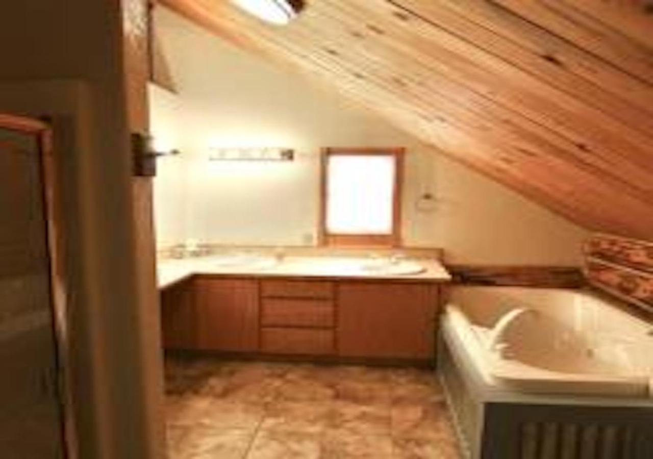 Log Haven In Blanding Villa Екстериор снимка